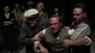 Carnivale_S01E06_mkv2477.jpg