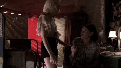Carnivale_S01E08_mkv5338.jpg