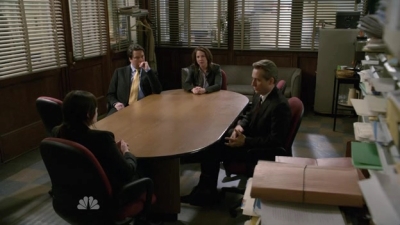 Law_and_Order_S20E20_avi9748.jpg