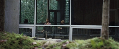 Passengers_mp42264.jpg
