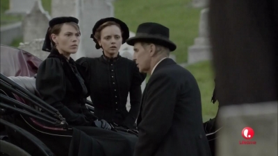 Lizzie_Borden_Took_an_Axe_mkv2066.jpg