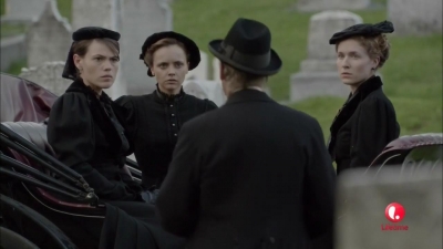 Lizzie_Borden_Took_an_Axe_mkv2092.jpg
