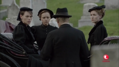 Lizzie_Borden_Took_an_Axe_mkv2093.jpg