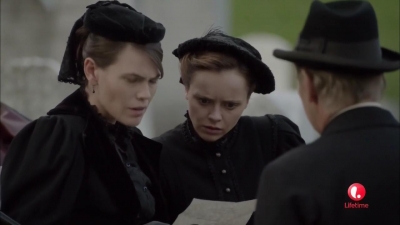 Lizzie_Borden_Took_an_Axe_mkv2098.jpg