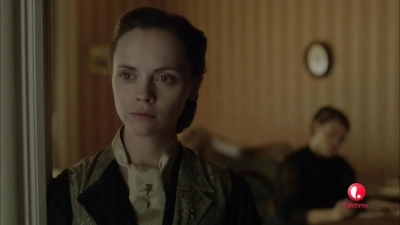 Lizzie_Borden_Took_an_Axe_mkv2103.jpg