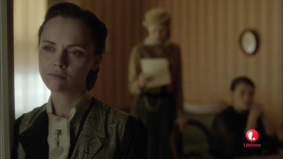 Lizzie_Borden_Took_an_Axe_mkv2127.jpg