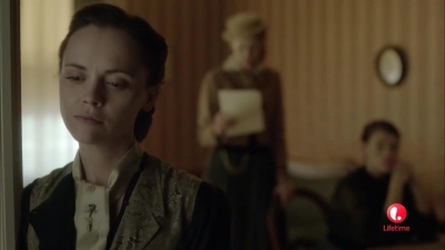 Lizzie_Borden_Took_an_Axe_mkv2128.jpg