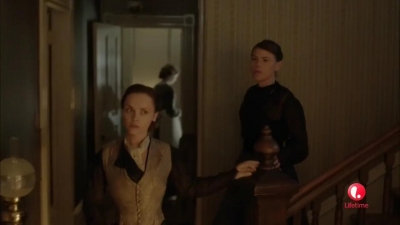 Lizzie_Borden_Took_an_Axe_mkv2150.jpg