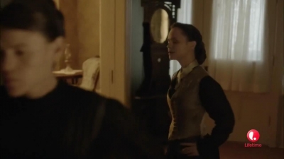Lizzie_Borden_Took_an_Axe_mkv2195.jpg