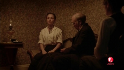 Lizzie_Borden_Took_an_Axe_mkv2731.jpg