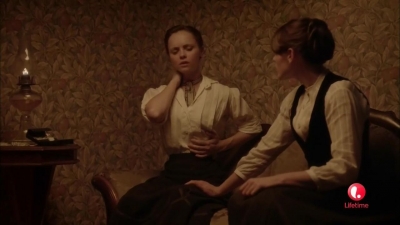 Lizzie_Borden_Took_an_Axe_mkv2754.jpg