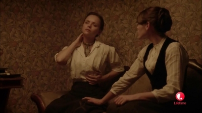 Lizzie_Borden_Took_an_Axe_mkv2759.jpg