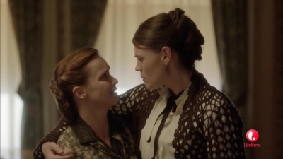 Lizzie_Borden_Took_an_Axe_mkv3002.jpg