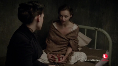 Lizzie_Borden_Took_an_Axe_mkv3960.jpg