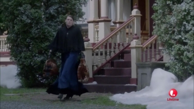 Lizzie_Borden_Took_an_Axe_mkv4899.jpg