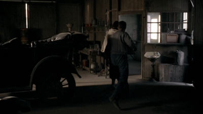 Carnivale_S01E01_mkv1839.jpg