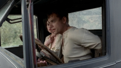 Carnivale_S01E01_mkv1862.jpg