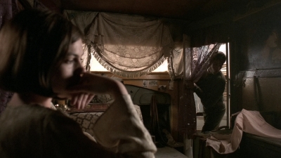 Carnivale_S01E01_mkv1911.jpg