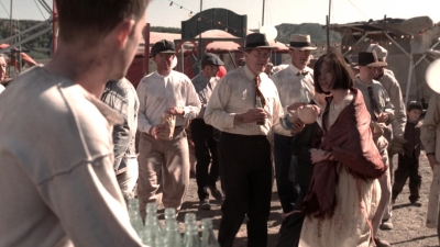 Carnivale_S01E02_mkv4963.jpg