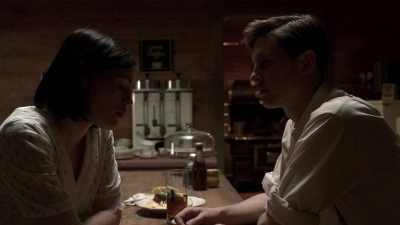 Carnivale_S01E04_mkv3911.jpg