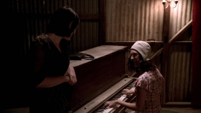 Carnivale_S01E05_mkv6528.jpg