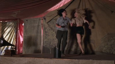 Carnivale_S01E08_mkv4102.jpg