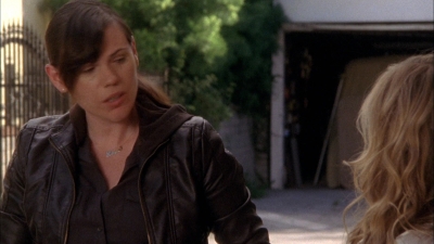 Saving_Grace_S03E09_mkv0829.jpg