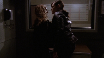 Saving_Grace_S03E09_mkv2010.jpg