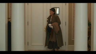 The_First_Lady_S01E01_mkv2852.jpg
