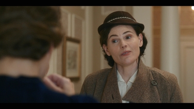 The_First_Lady_S01E01_mkv2874.jpg