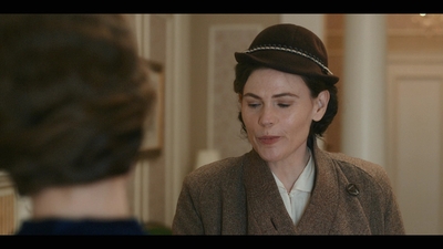 The_First_Lady_S01E01_mkv2879.jpg
