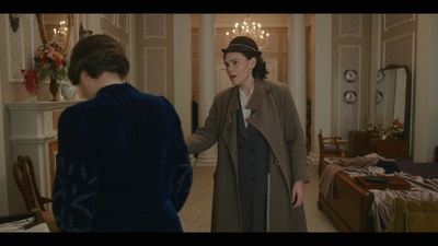 The_First_Lady_S01E01_mkv2884.jpg
