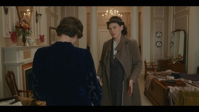 The_First_Lady_S01E01_mkv2886.jpg