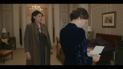 The_First_Lady_S01E01_mkv2893.jpg