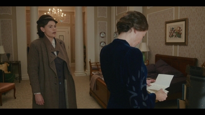 The_First_Lady_S01E01_mkv2894.jpg