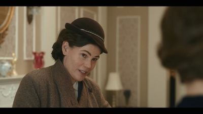 The_First_Lady_S01E01_mkv2898.jpg