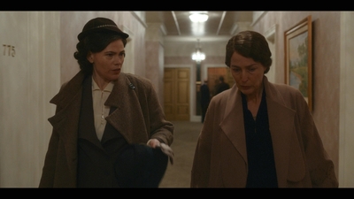 The_First_Lady_S01E01_mkv2924.jpg