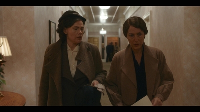The_First_Lady_S01E01_mkv2927.jpg
