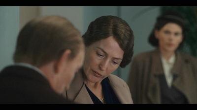 The_First_Lady_S01E01_mkv2952.jpg