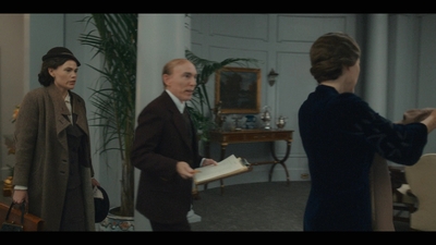 The_First_Lady_S01E01_mkv2970.jpg
