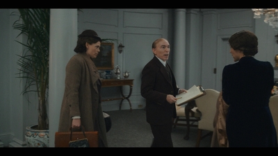The_First_Lady_S01E01_mkv2971.jpg