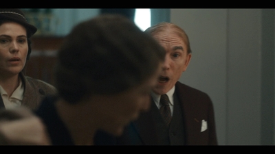 The_First_Lady_S01E01_mkv3010.jpg