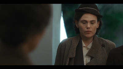 The_First_Lady_S01E01_mkv3033.jpg