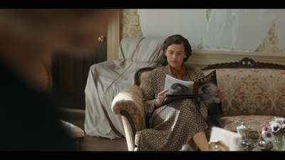 The_First_Lady_S01E06_mkv0640.jpg