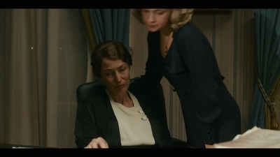 The_First_Lady_S01E06_mkv2147.jpg