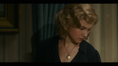 The_First_Lady_S01E06_mkv2158.jpg