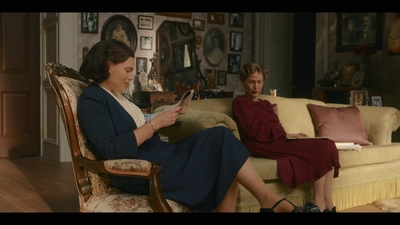 The_First_Lady_S01E07_mkv4989.jpg