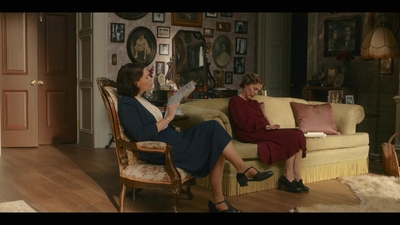 The_First_Lady_S01E07_mkv5001.jpg
