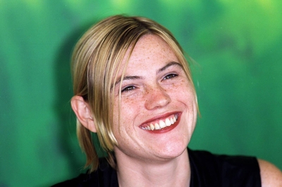 2001-09-02NEWHQ_281329.jpg